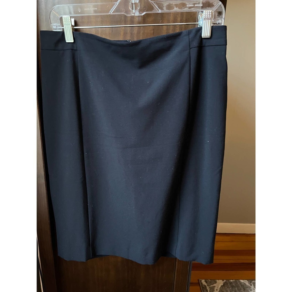 Ann Taylor Navy Blue Skirt 8P